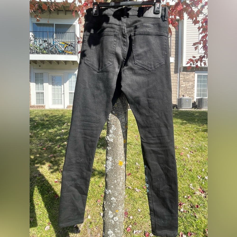 THRT Jeans - Picture 2 of 4